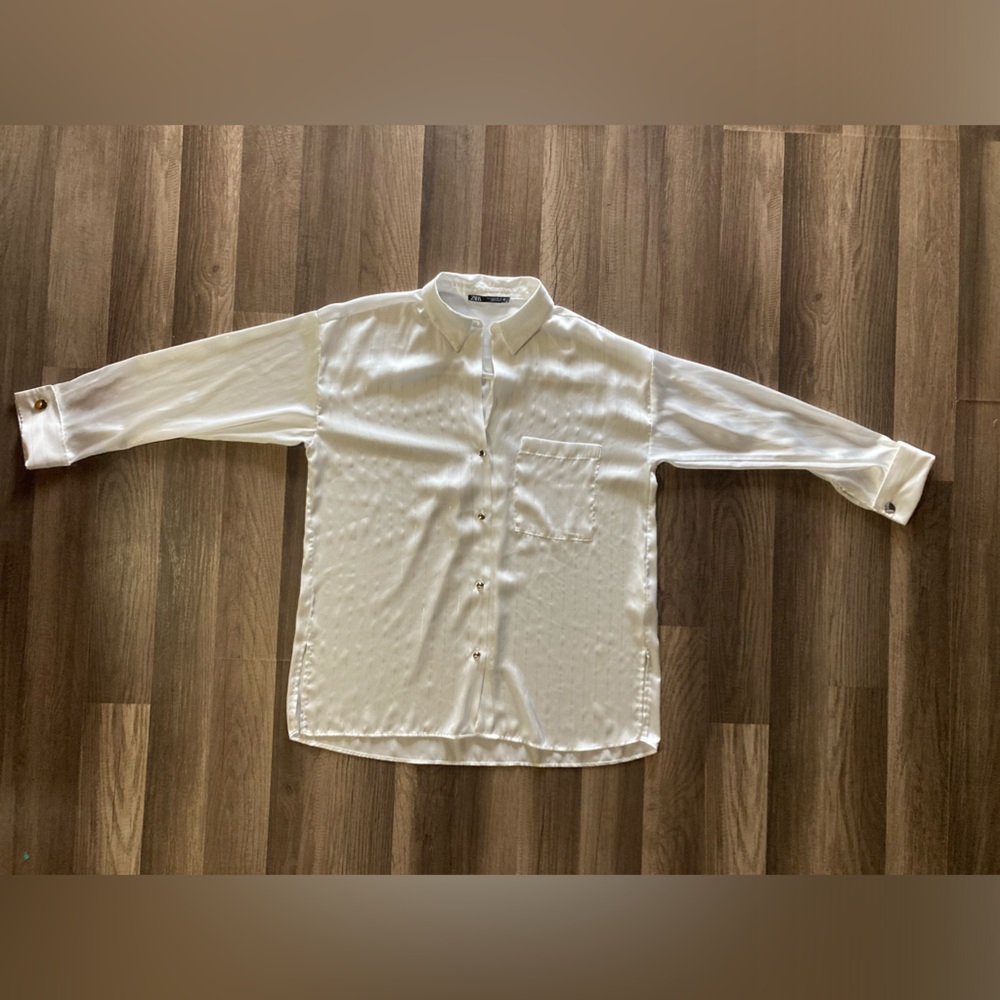 ZARA White Silk Women Shirt Size S With Silver Lines metal buttons